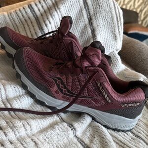 Saucony Women's Maroon Runanywhere Trail Sneakers